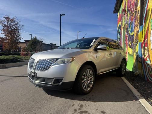 2014 Lincoln MKX Base