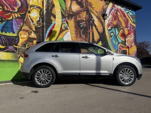 2014 Lincoln MKX Base