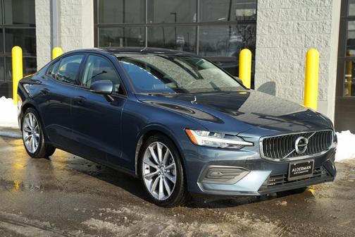 2019 Volvo S60 T6 Momentum