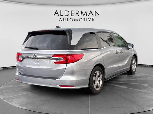 Deep Scarlet Pearl 2018 Honda Odyssey EX-L