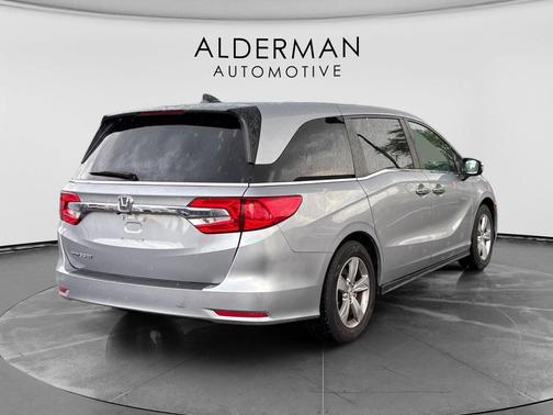 Deep Scarlet Pearl 2018 Honda Odyssey EX-L