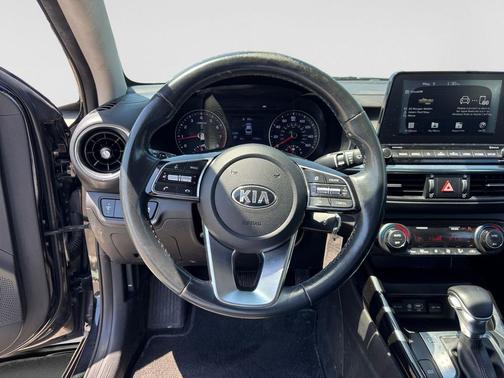 Aurora Black 2019 Kia Forte S