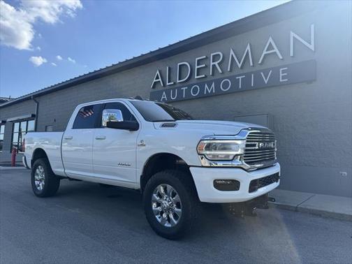 2023 RAM 2500 Laramie Crew Cab 4x4 6'4' Box