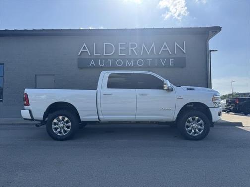 2023 RAM 2500 Laramie Crew Cab 4x4 6'4' Box