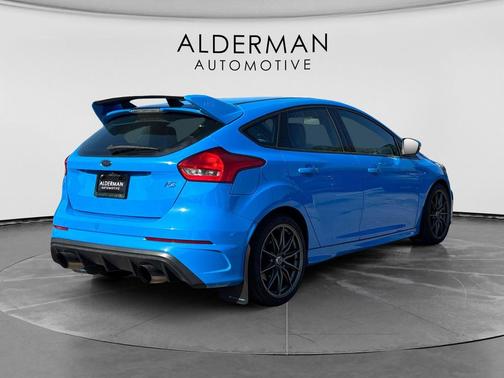 Nitrous Blue Quad-Coat 2016 Ford Focus RS Base