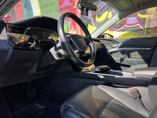 2021 Audi e-tron Sportback Prestige