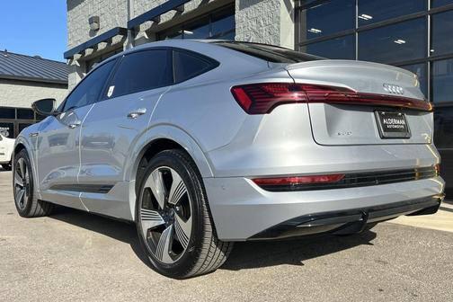 2021 Audi e-tron Sportback Prestige