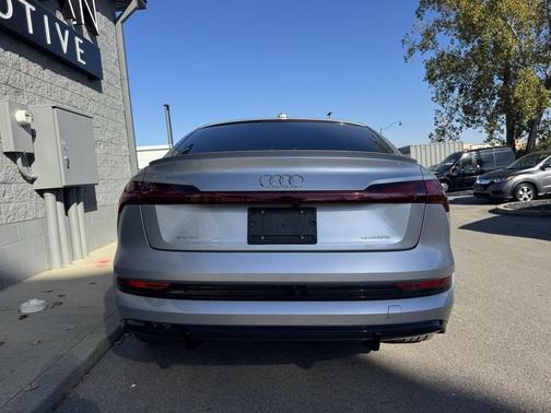 2021 Audi e-tron Sportback Prestige