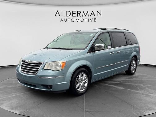 Bright Silver Metallic 2010 Chrysler Town & Country Limited