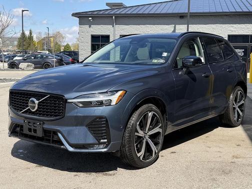Denim Blue Metallic 2025 Volvo XC60 B5 Ultra