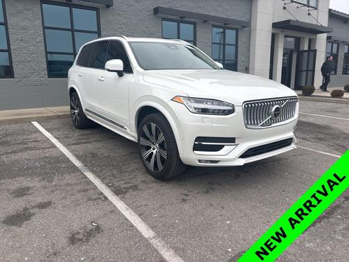 2024 Volvo XC90 B6 Plus Bright Theme 6-Seater