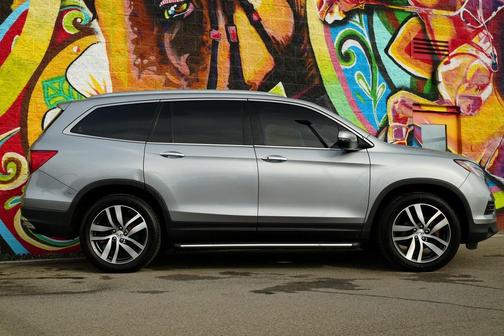 2017 Honda Pilot Elite