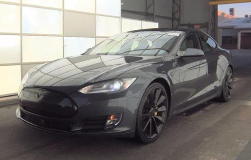 2015 Tesla Model S 85D