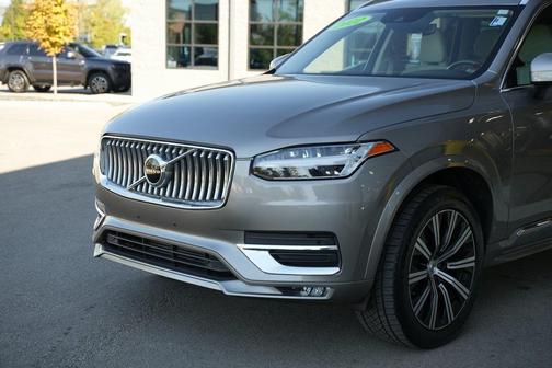 2022 Volvo XC90 T6 Inscription