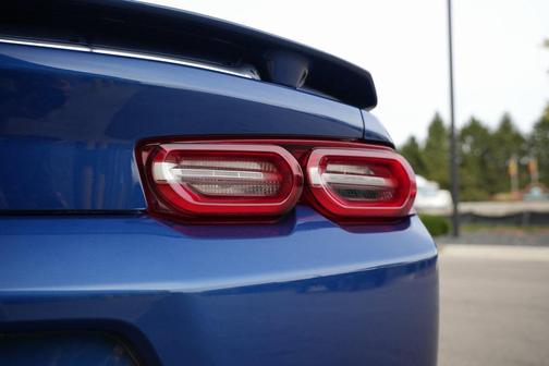 2022 Chevrolet Camaro RWD Convertible LT1