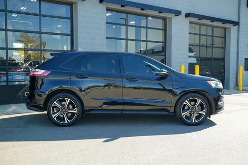 2019 Ford Edge ST