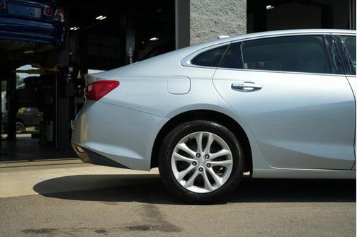 2017 Chevrolet Malibu 1LT