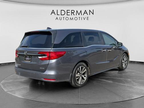 Modern Steel Metallic 2023 Honda Odyssey Touring