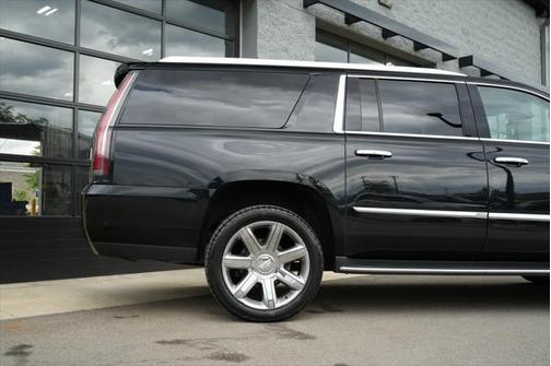 2020 Cadillac Escalade ESV Luxury