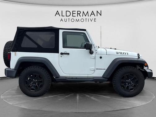 Bright White Clearcoat 2016 Jeep Wrangler Willys Wheeler