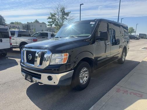 2013 Nissan NV Passenger NV3500 HD SL V8