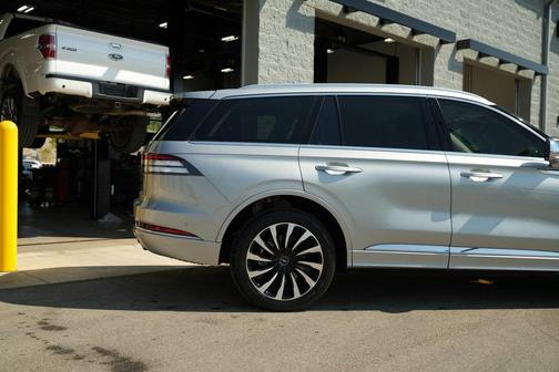 2022 Lincoln Aviator Black Label Grand Touring AWD