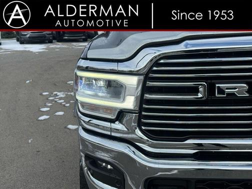 2022 RAM 2500 Laramie Crew Cab 4x4 6'4' Box