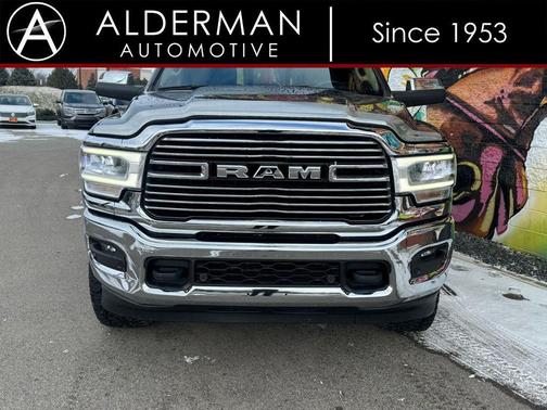2022 RAM 2500 Laramie Crew Cab 4x4 6'4' Box