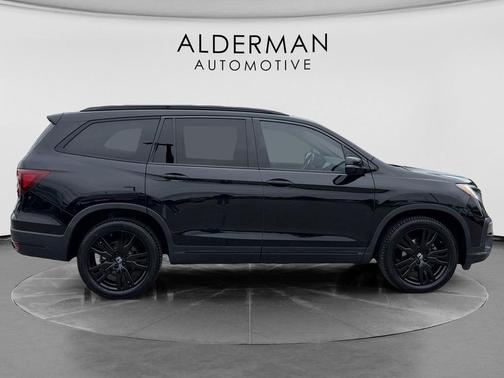 Crystal Black Pearl 2021 Honda Pilot AWD Black Edition
