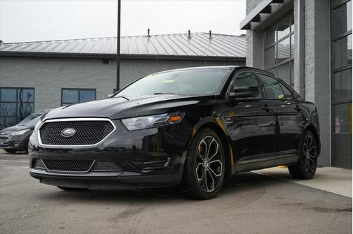 2018 Ford Taurus SHO