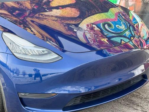 2023 Tesla Model Y Long Range Dual Motor All-Wheel Drive