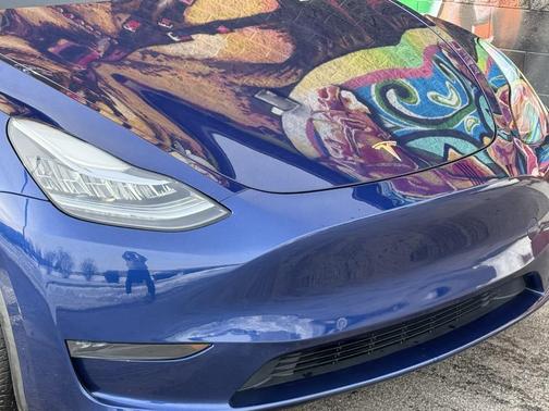 2023 Tesla Model Y Long Range Dual Motor All-Wheel Drive