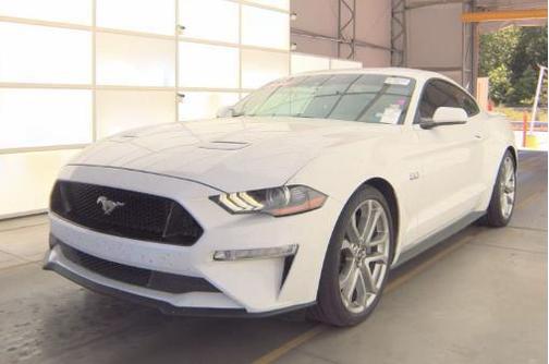 Oxford White 2022 Ford Mustang GT Premium