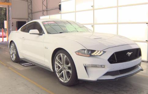 Oxford White 2022 Ford Mustang GT Premium