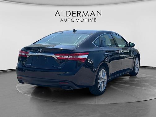 Attitude Black Metallic 2013 Toyota Avalon Limited