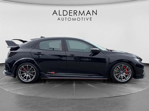 Crystal Black Pearl 2017 Honda Civic Type R Touring