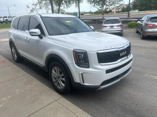 2022 Kia Telluride LX