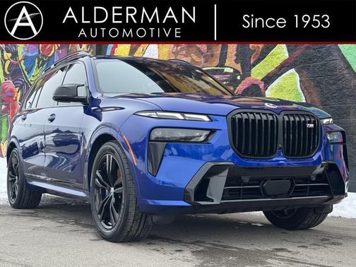 2023 BMW X7 M60i