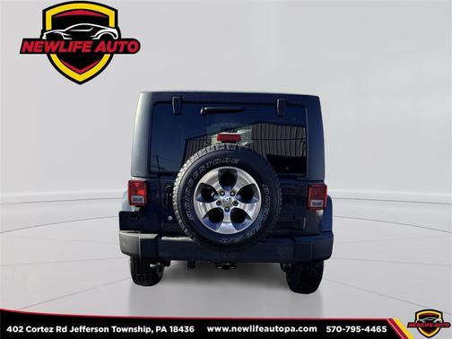 2016 Jeep Wrangler Unlimited Sahara