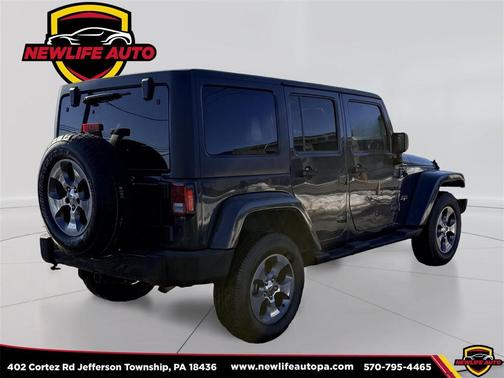 2016 Jeep Wrangler Unlimited Sahara