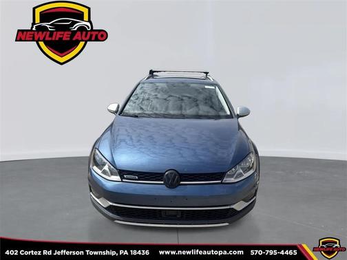 2017 Volkswagen Golf Alltrack TSI S