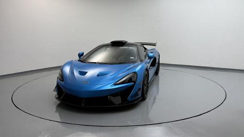 2020 McLaren 620R 