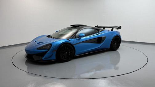 2020 McLaren 620R 
