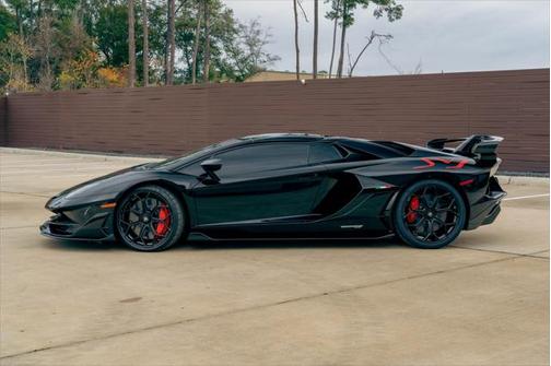 2021 Lamborghini Aventador SVJ Roadster