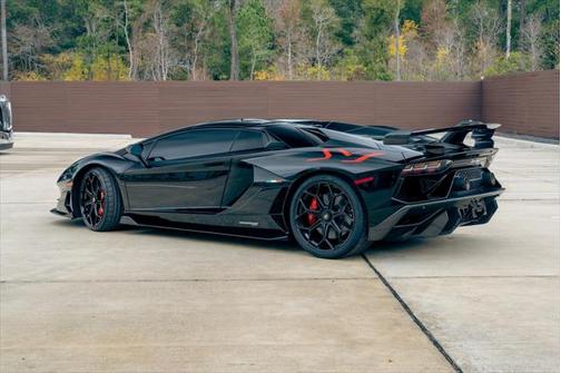 2021 Lamborghini Aventador SVJ Roadster