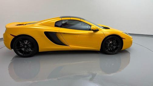 2013 McLaren MP4-12C Base