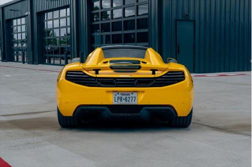2013 McLaren MP4-12C Base