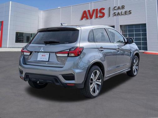 Mercury Gray Metallic 2025 Mitsubishi Outlander Sport SE