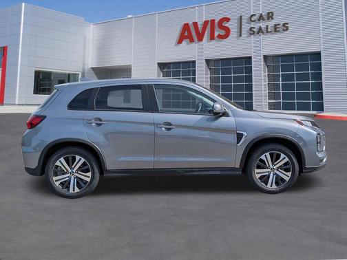 Mercury Gray Metallic 2025 Mitsubishi Outlander Sport SE