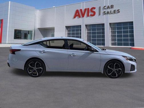 Gray Sky Pearl 2025 Nissan Altima SR AWD